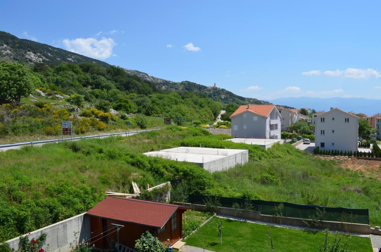 Apartments Susec Baska  Bagian luar foto